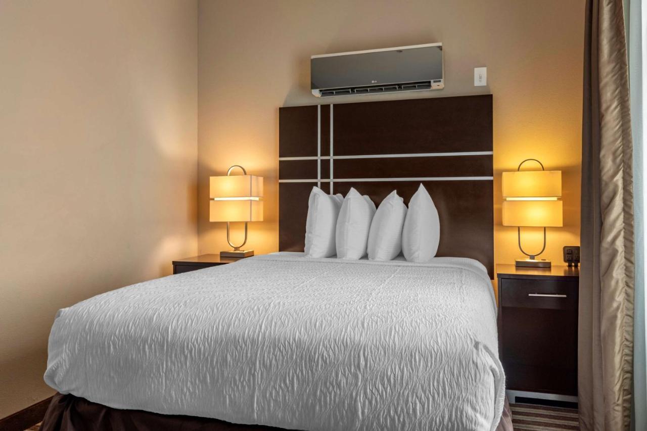 Best Western Plus North Odessa Inn & Suites Eksteriør bilde